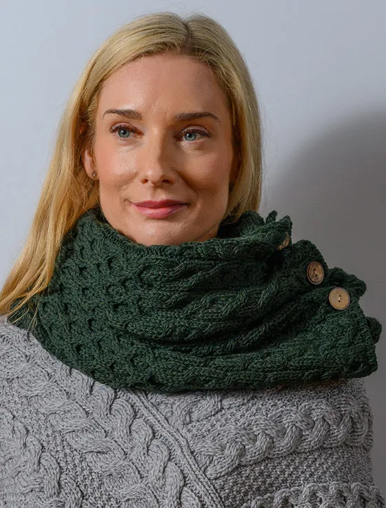 Aran‎ Snood Scarf with Buttons