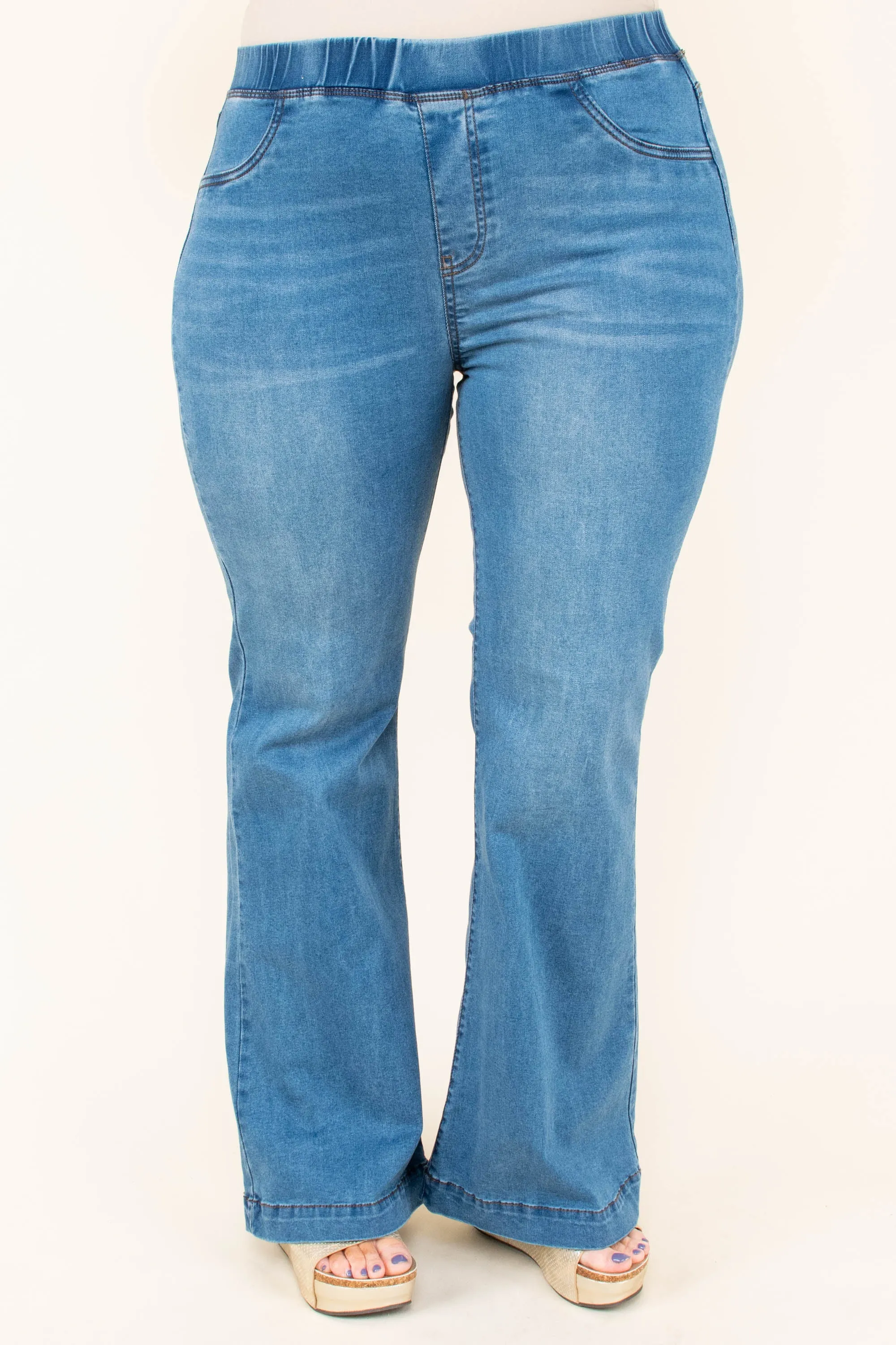 Dare To Flare Jeans, Medium Wash