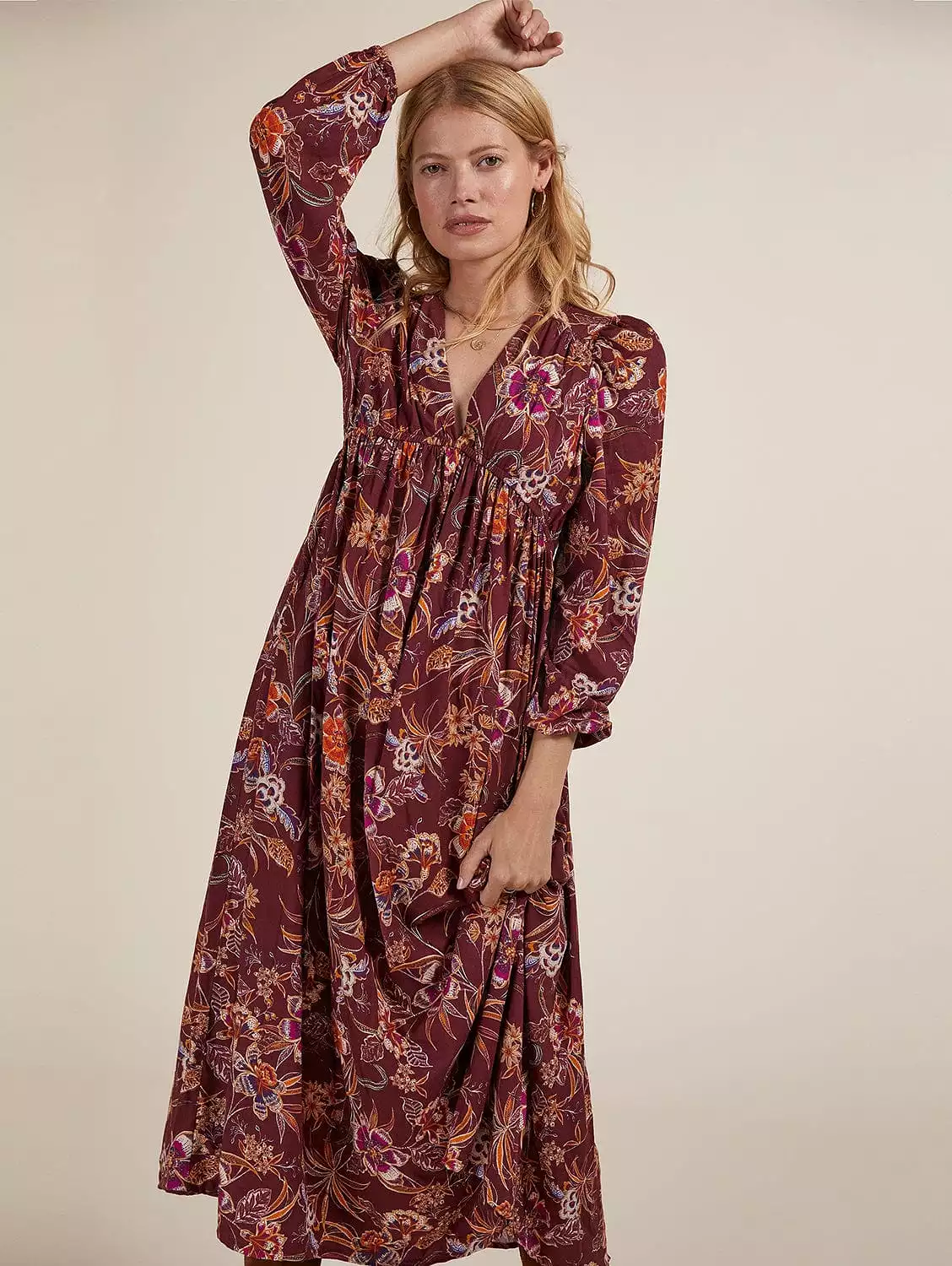 Gwyneth LENZING ECOVERO V-Neck Midi Dress | Garnet Woodland Print