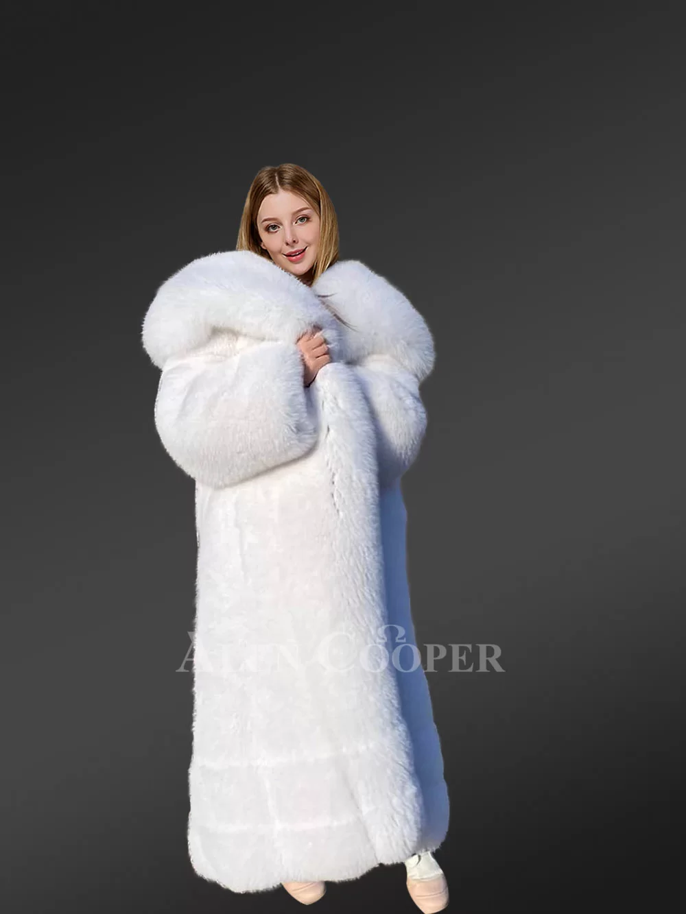 Long Coat Women Fox Fur in White