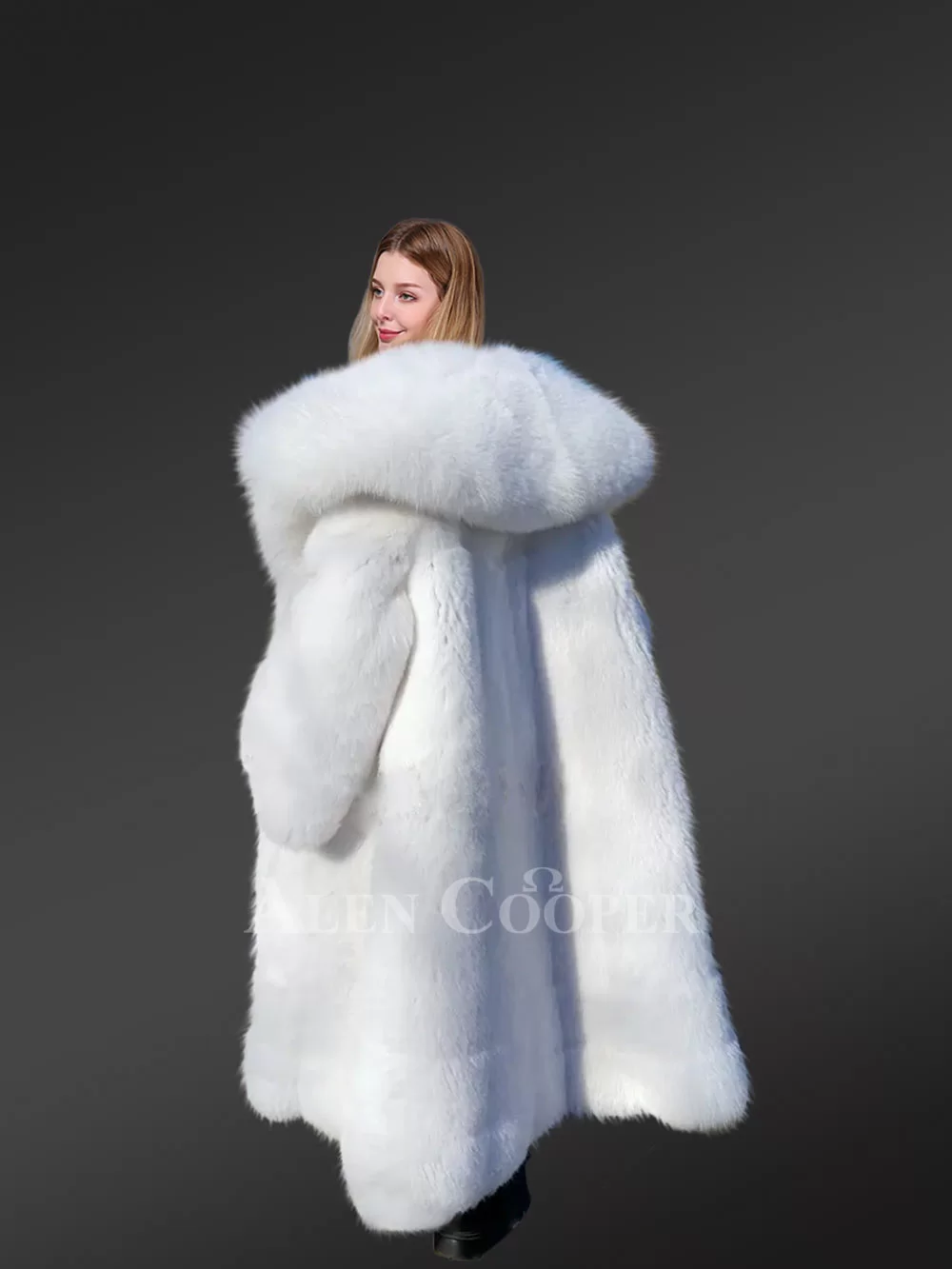 Long Coat Women Fox Fur in White