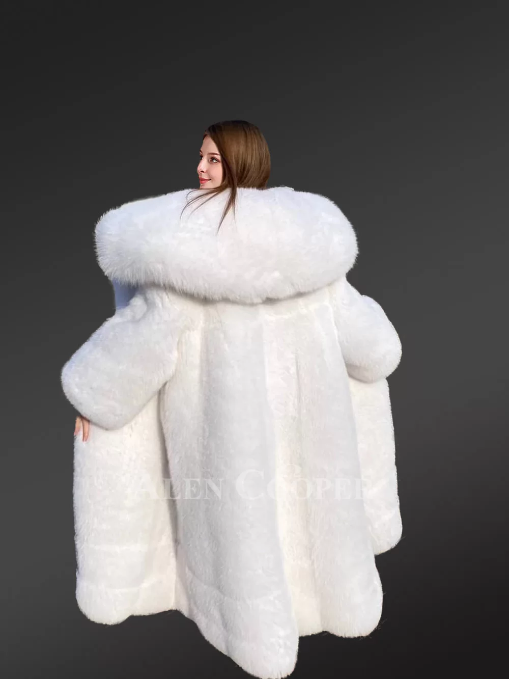 Long Coat Women Fox Fur in White