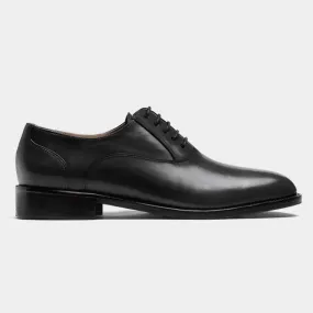 Oxford shoes in black leather