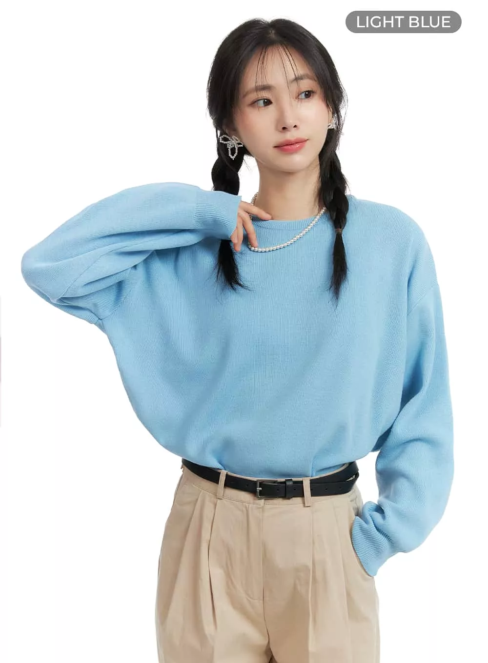 Solid Round Neck Knit Sweater OM411